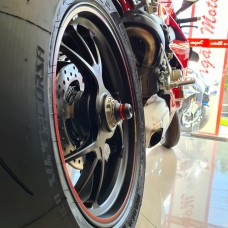 Slider Roda Traseira Anti-impacto Nylon mini DIAVEL / PANIGALE 959 / 1198 / 1199 / 1299 / V4 S