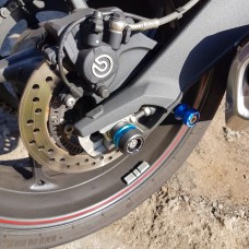Slider Roda Traseira Anti-impacto Nylon mini DAYTONA 675 / STREET TRIPLE 675 / SPEED TRIPLE 1050 / TIGER SPORT 1050